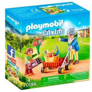Abuela con niña playmobil city life